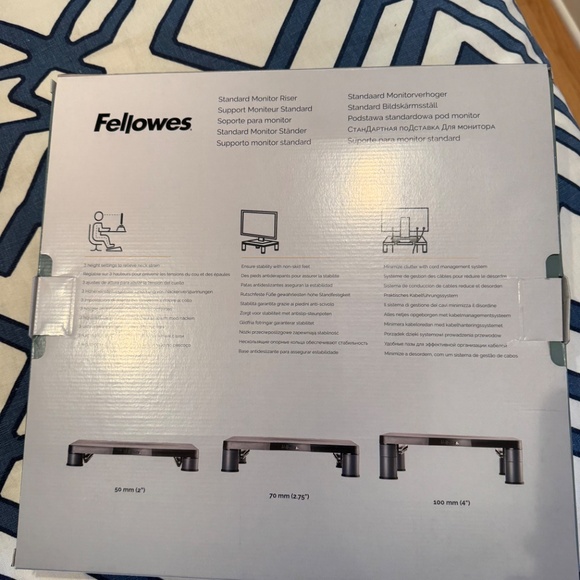 Fellowes® Monitor Riser - Picture 2 of 2